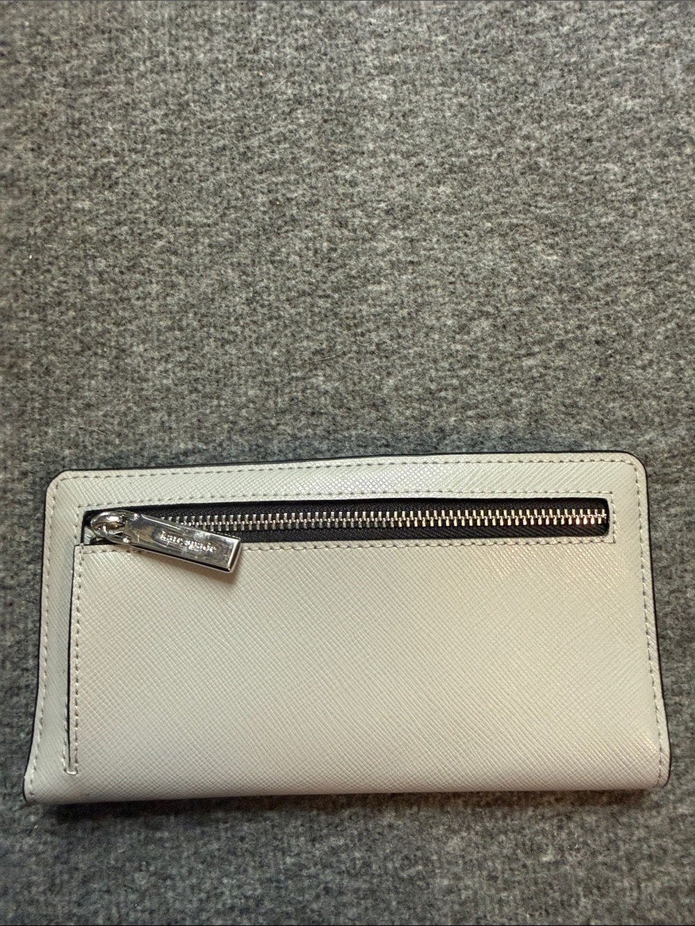 Kate Spade Staci Slim Bifold Two-Tone Wallet - Light Gray & White - Never Used - Picture 2 of 5